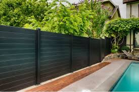 Fencing company in Seattle